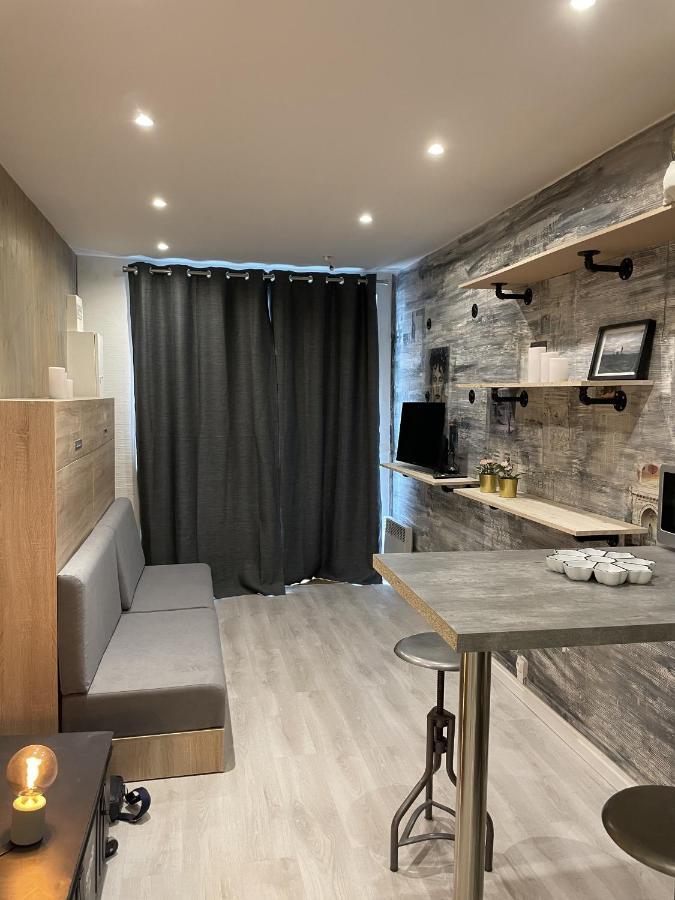 Studio Pigalle Apartment Paris