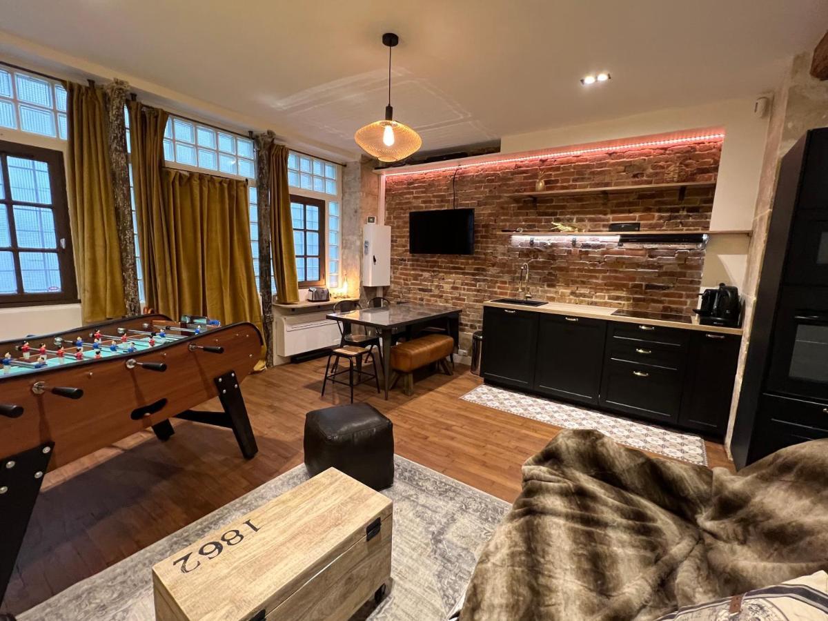 Good Vibes Luxurious Loft In 11th, With Ac & Table Football Appartamento