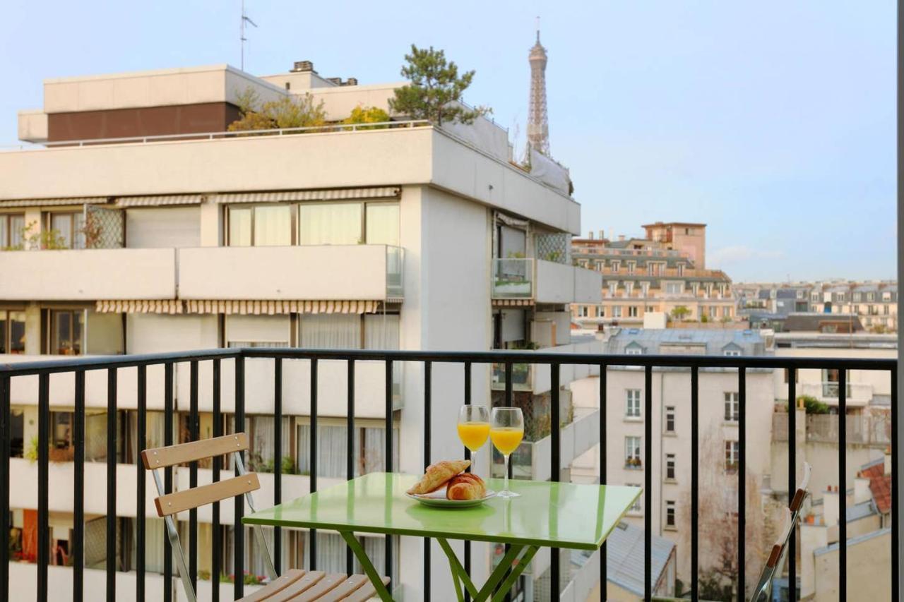 Balcony & Eiffel Tower View City * Parigi