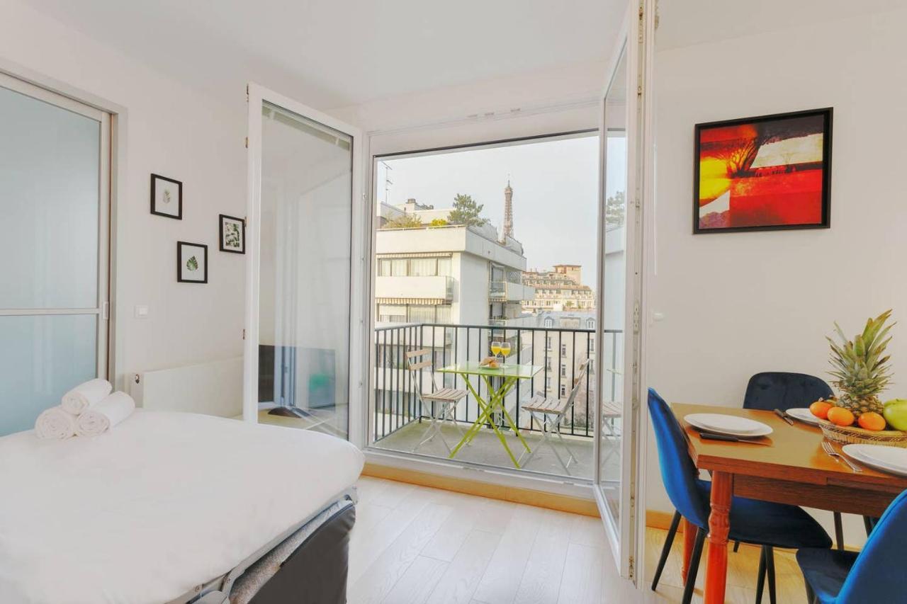 Appartamento Balcony & Eiffel Tower View City
