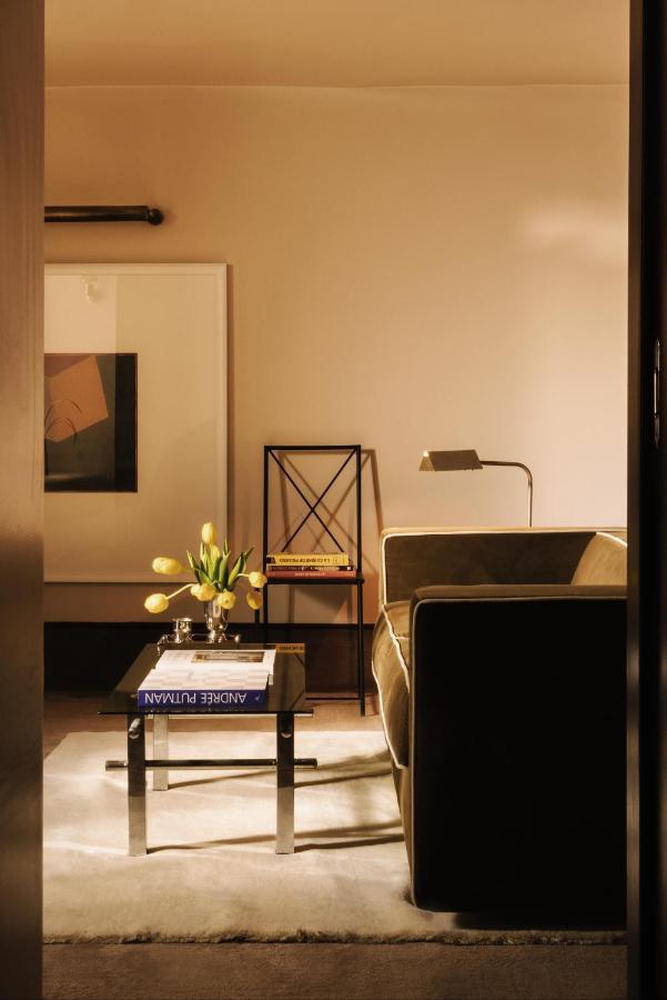 Apartment Pied A Terre Tuileries *