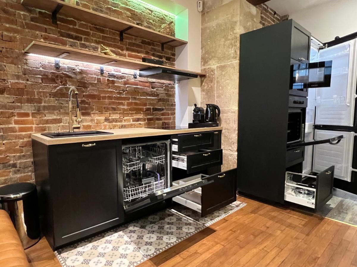 Good Vibes Luxurious Loft In 11th, With Ac & Table Football Appartamento Parigi