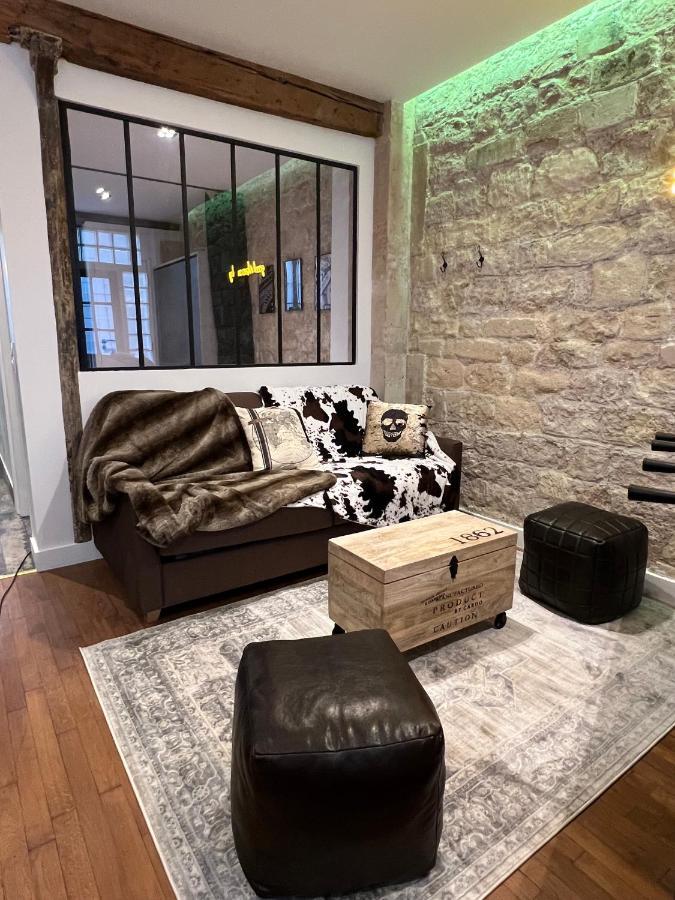 Good Vibes Luxurious Loft In 11th, With Ac & Table Football Appartamento *