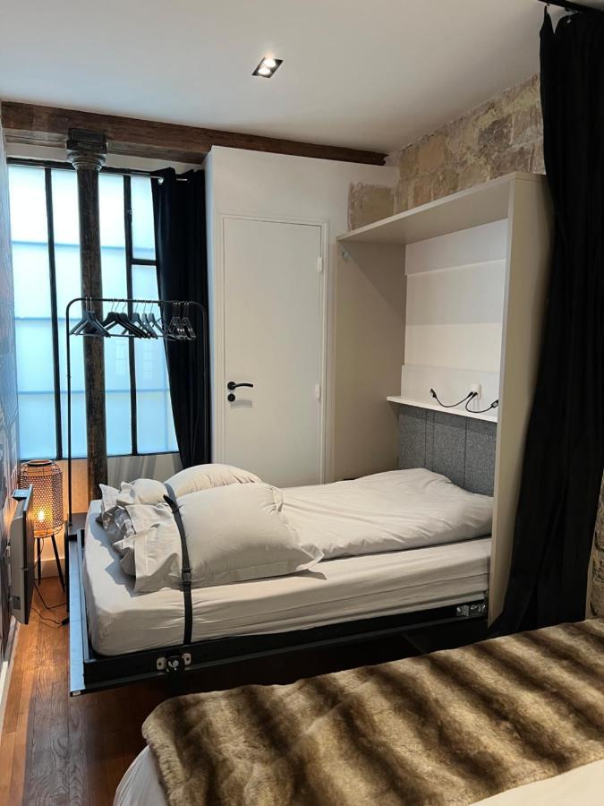 Good Vibes Luxurious Loft In 11th, With Ac & Table Football Parigi