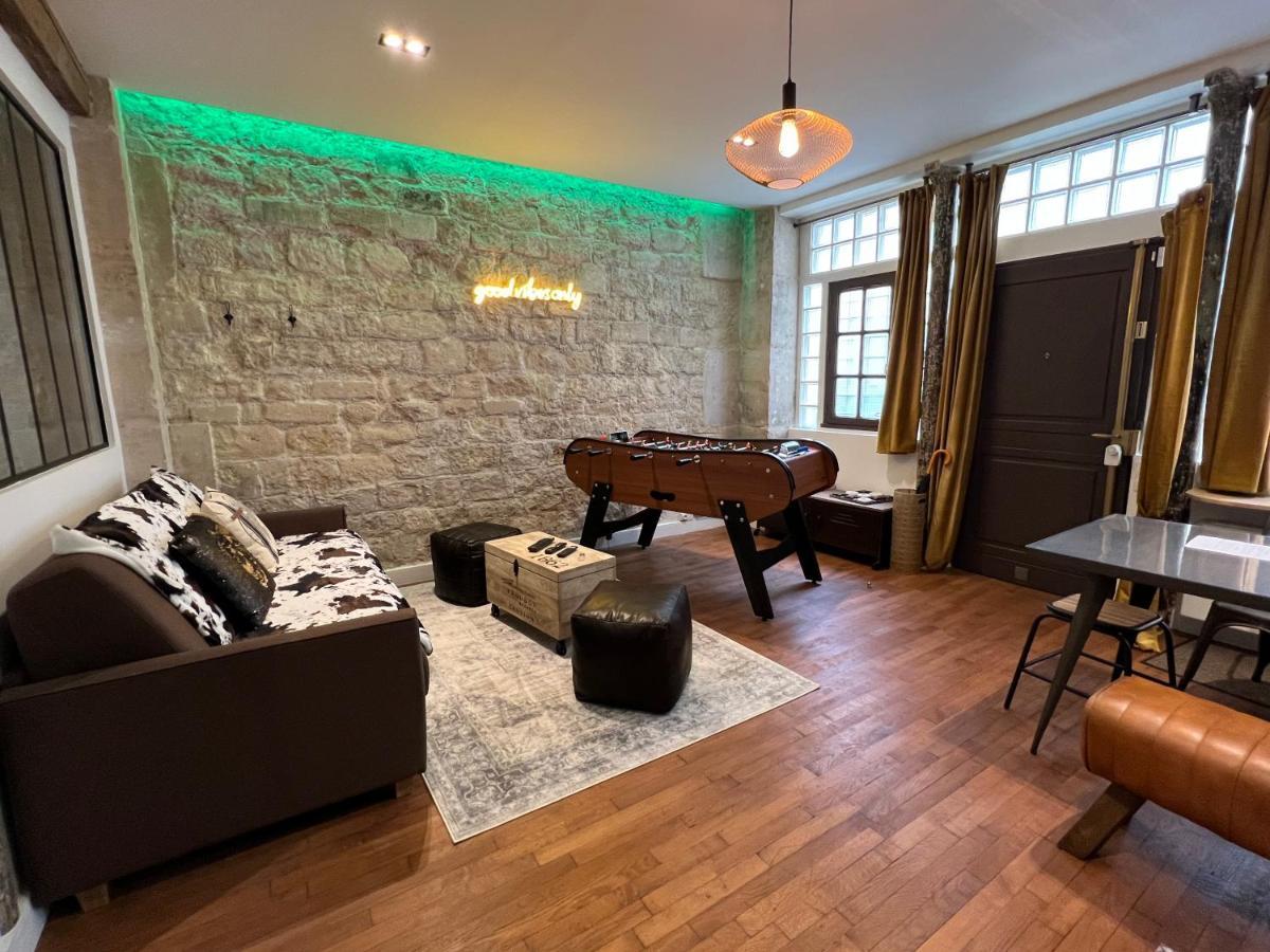 Good Vibes Luxurious Loft In 11th, With Ac & Table Football Appartamento *