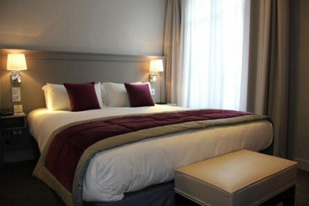 Montcalm Hotel 3*