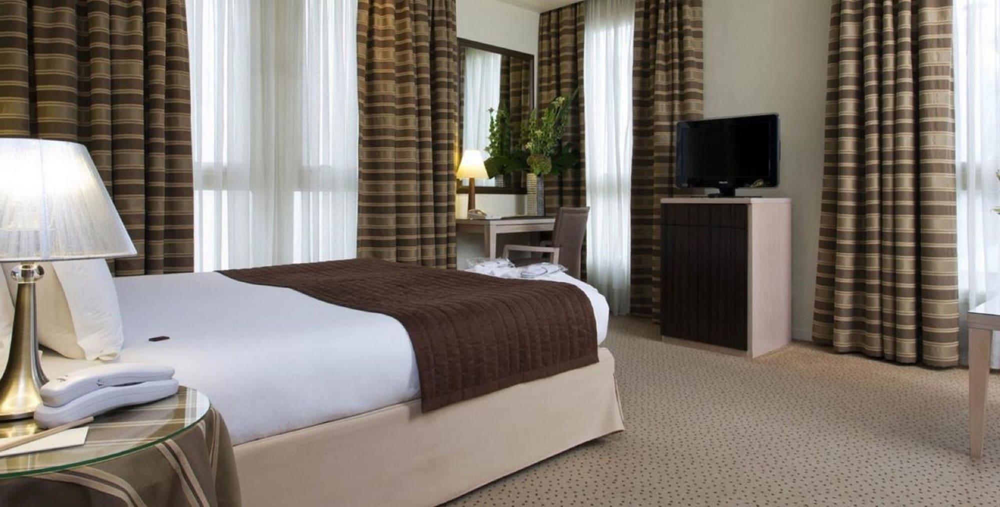 Le Pera Hotel 4*