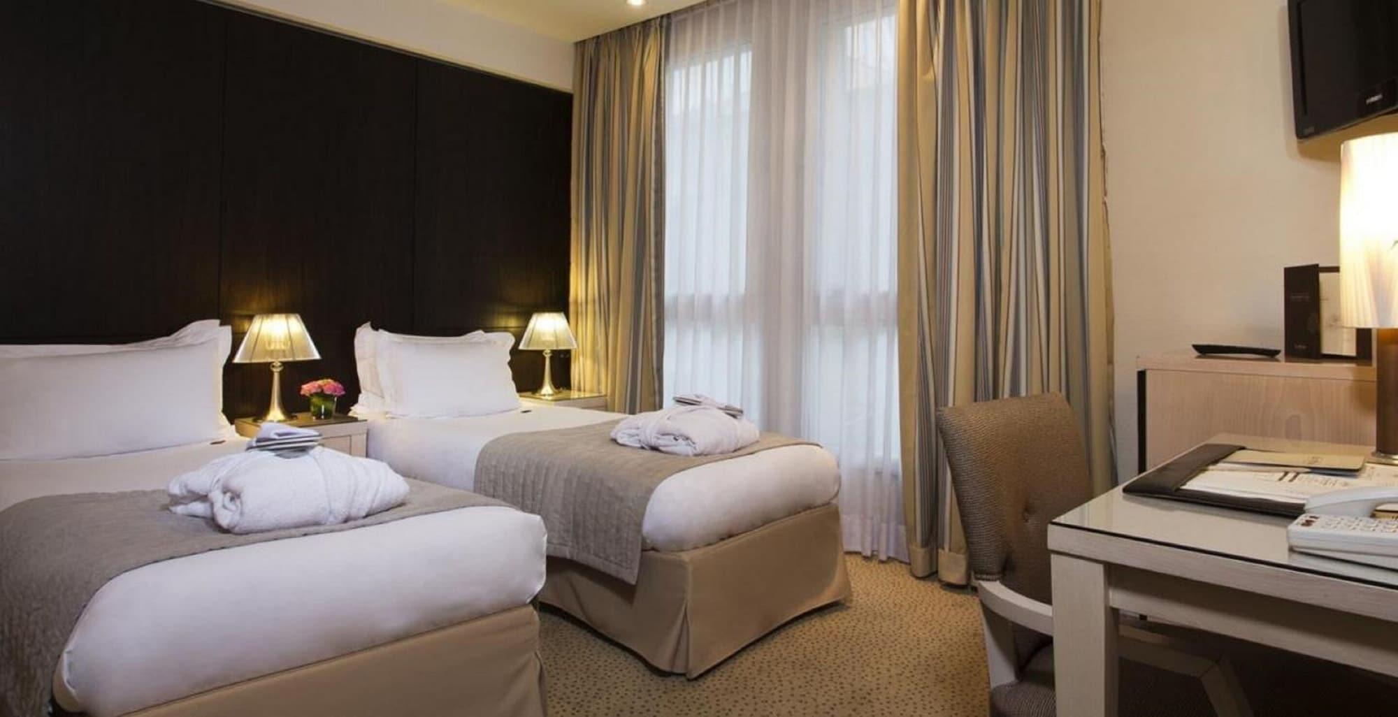 Le Pera Hotel Parigi