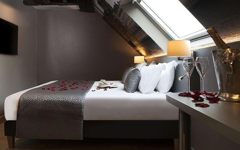 Theoreme Hotel