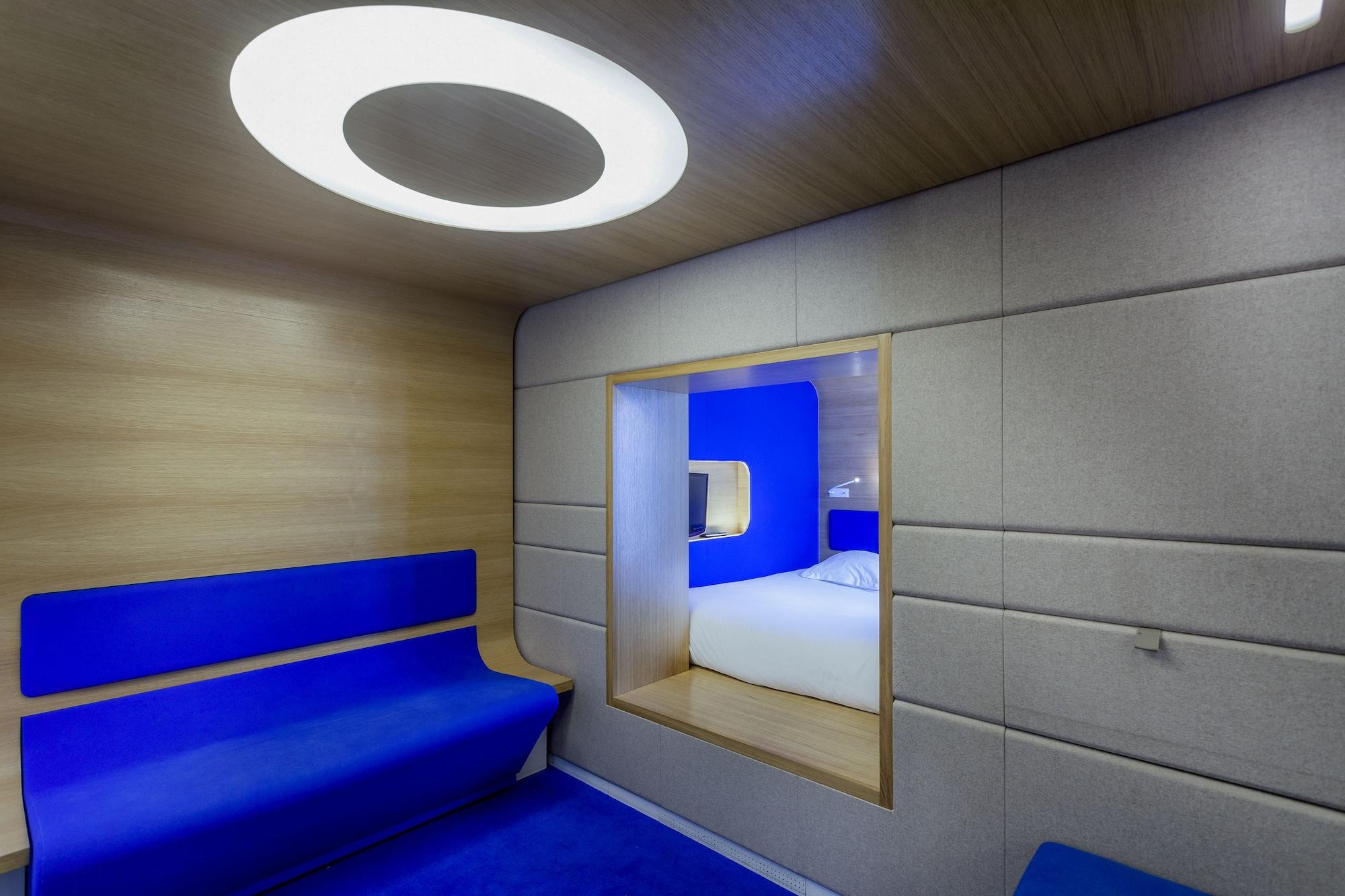 Hotel Odyssey 3*