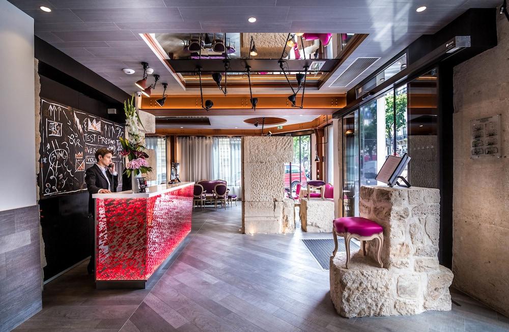 Hotel Marais Grands Boulevards Parigi