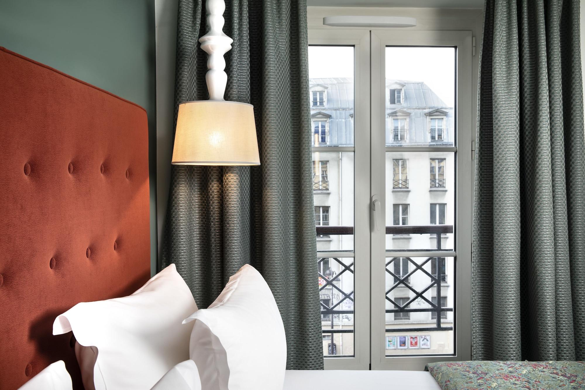 Marais Hotel 3*