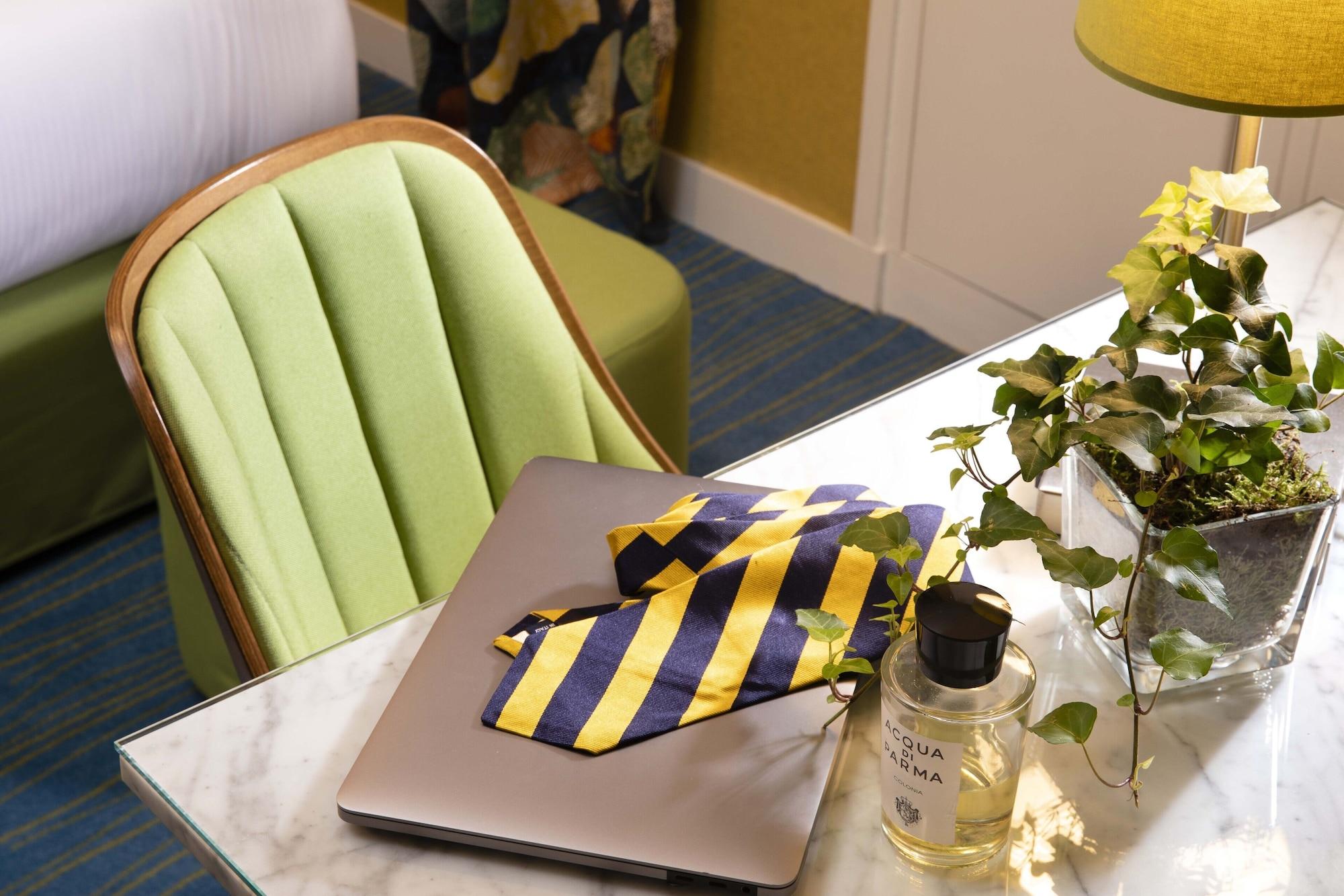 Hotel Des Arts Montmartre 4*