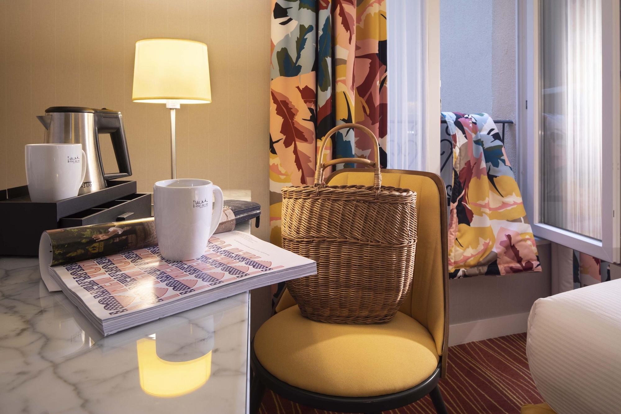 Des Arts Montmartre 4* Parigi