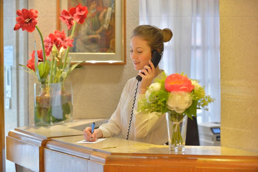Renoir Montparnasse Hotel 3*