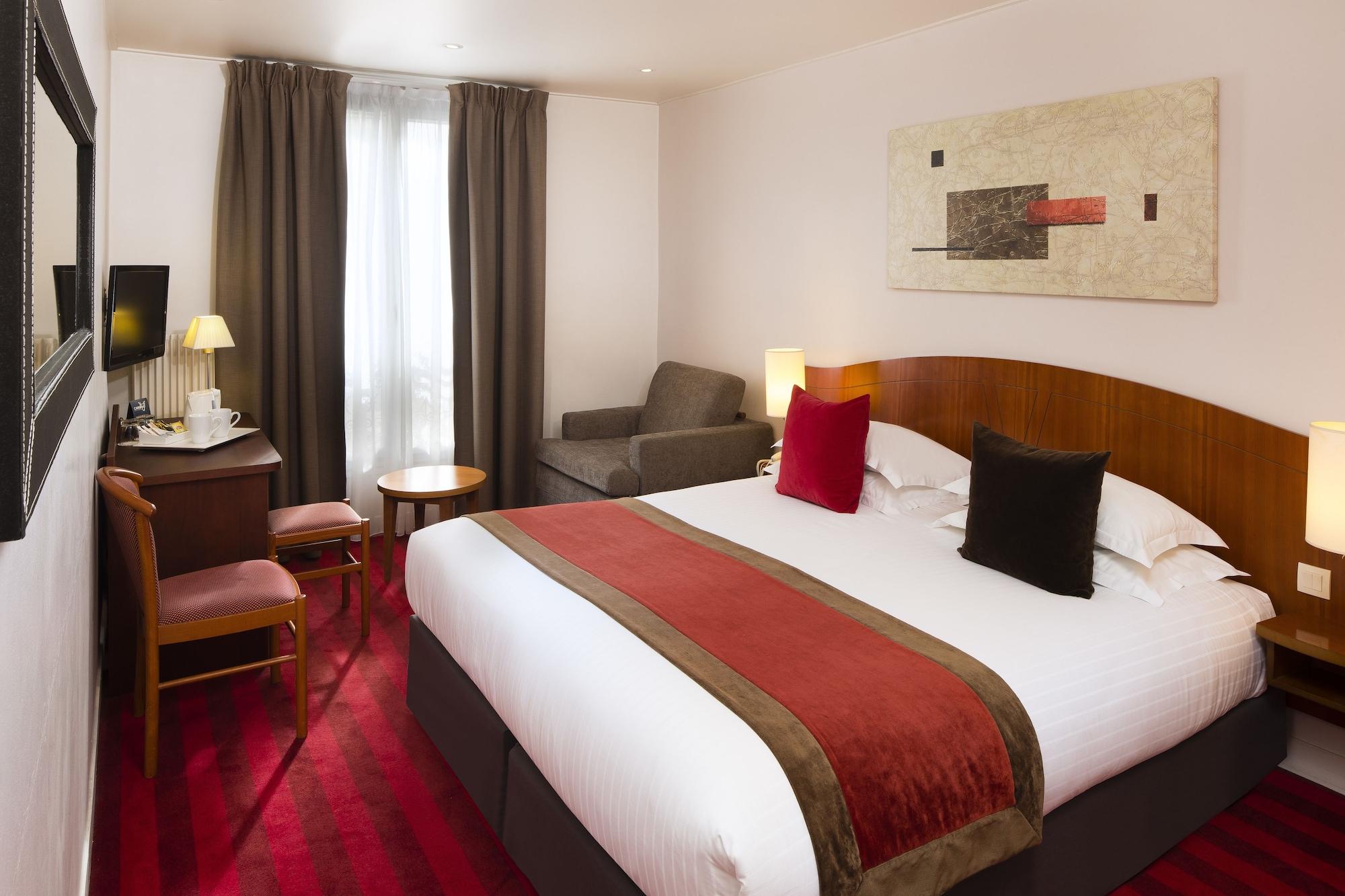 Europe Eiffel Hotel