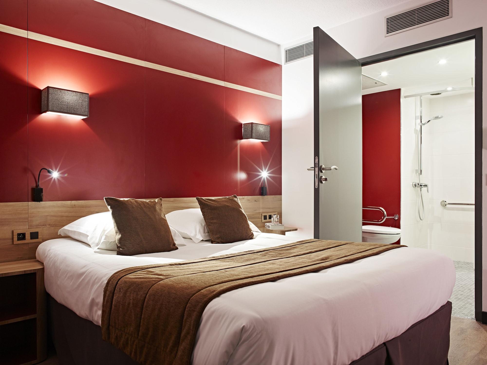 Hotel Median Congres Parigi