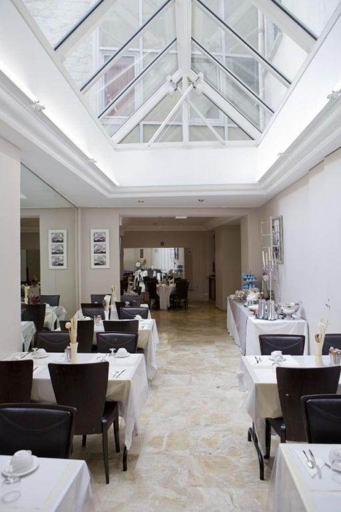 Lebron Hotel Parigi