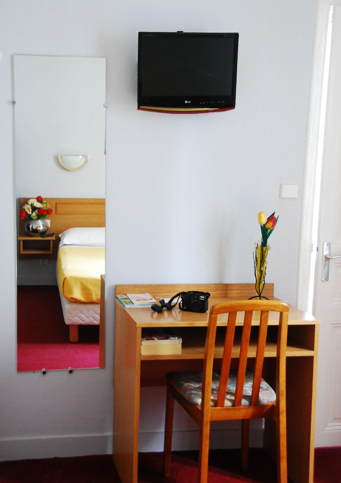 Cosy Monceau Hotel