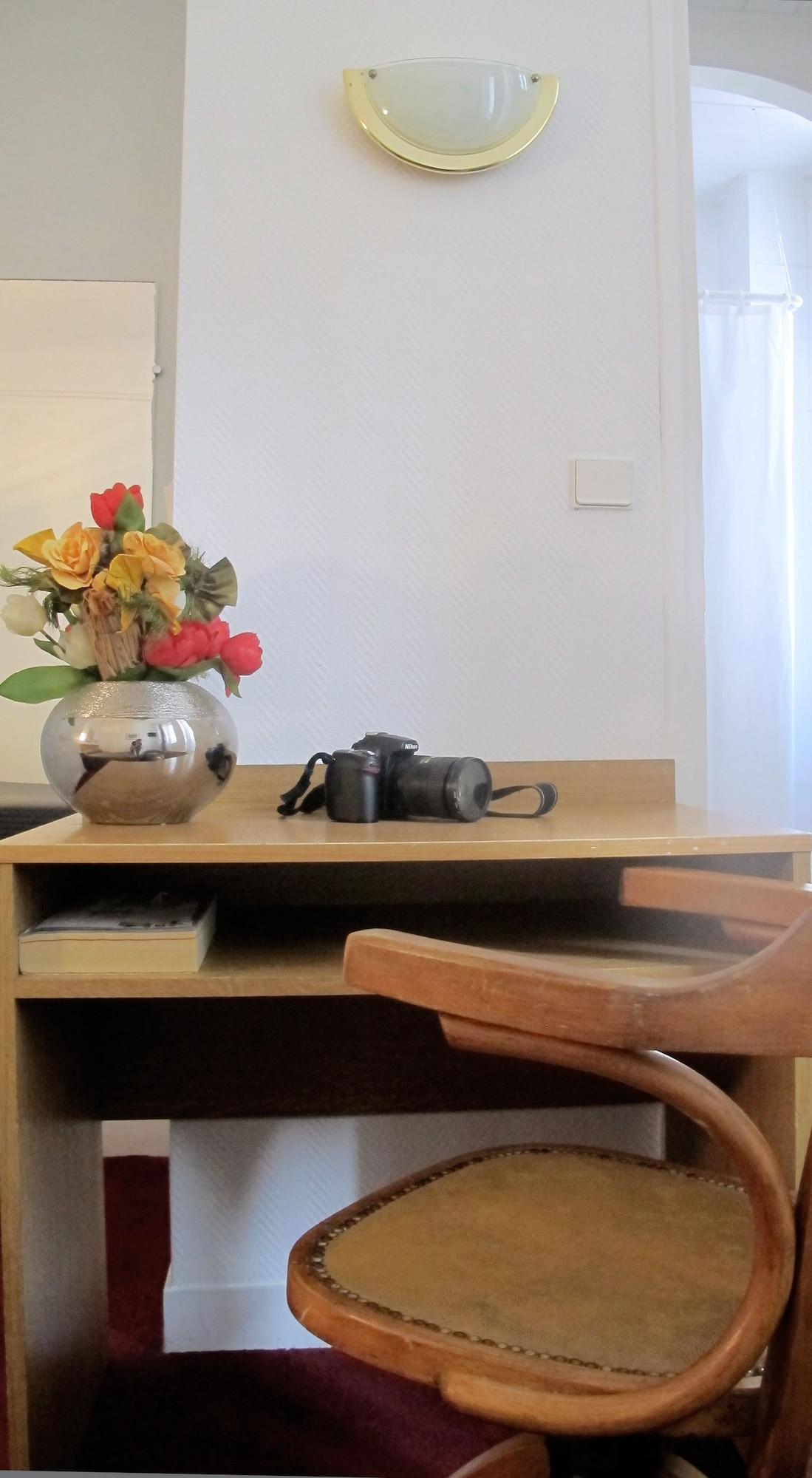 Cosy Monceau 2*