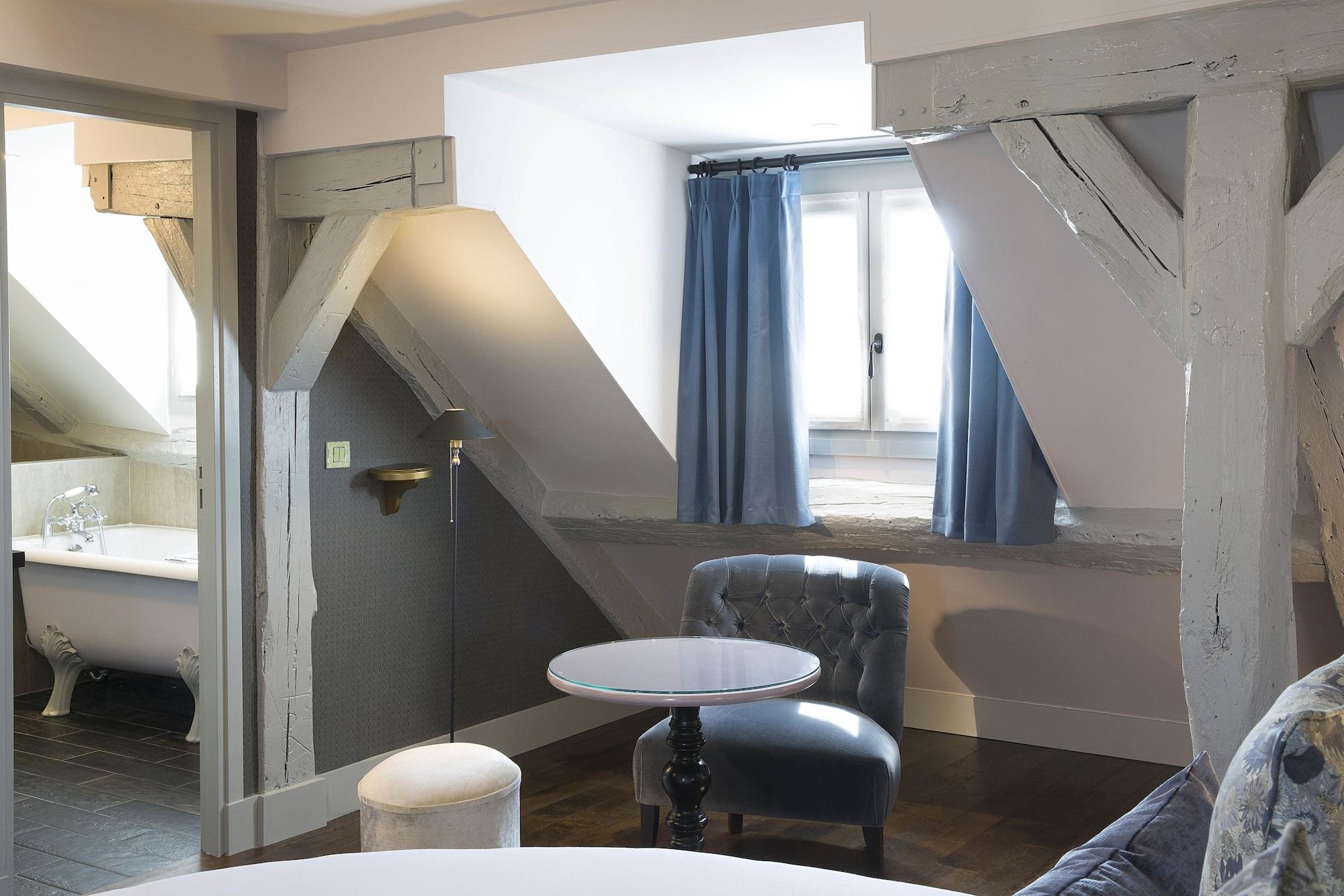 Les Plumes 4* Paris
