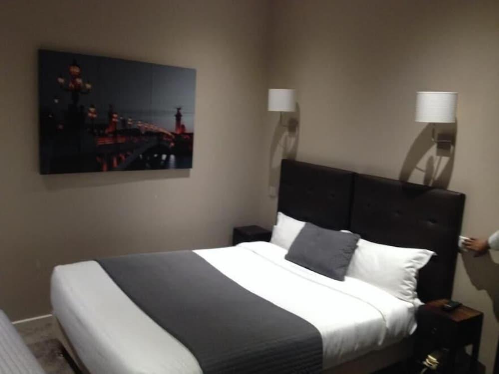 Hotel Cosy Monceau 2*