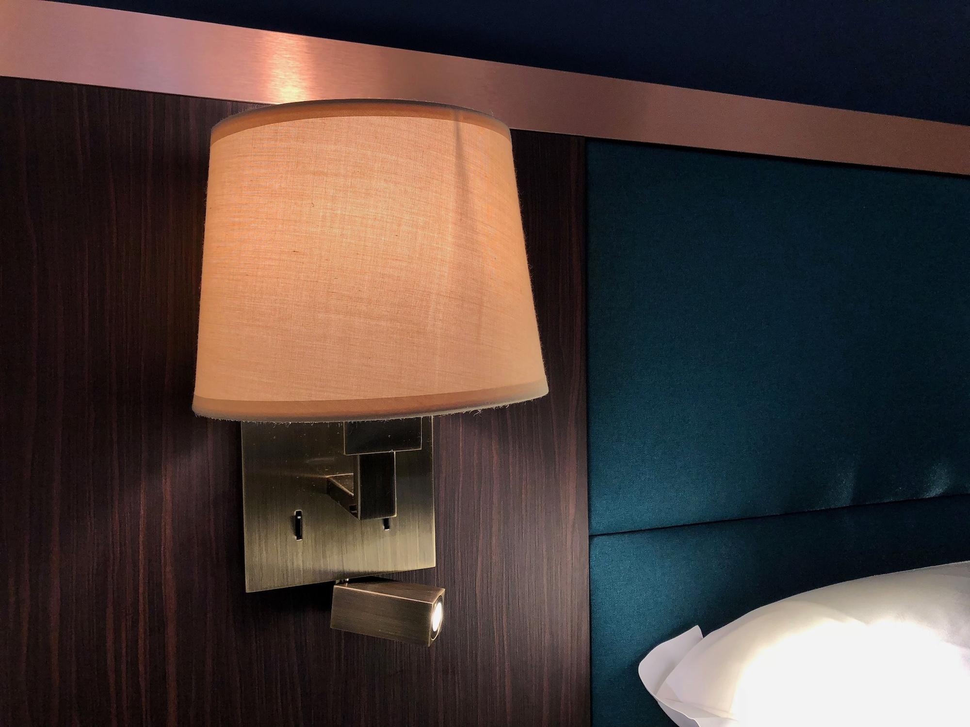 Hotel Western Empire Elysees 3*