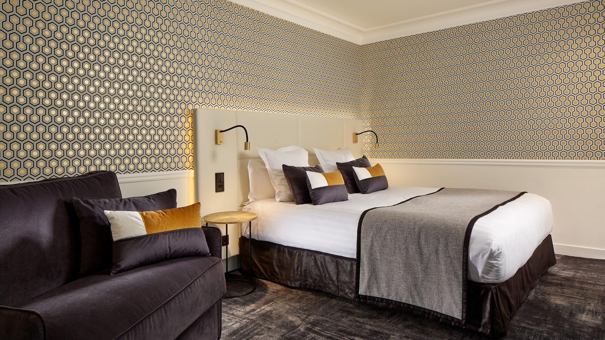 Le Royal Rive Gauche Hotel