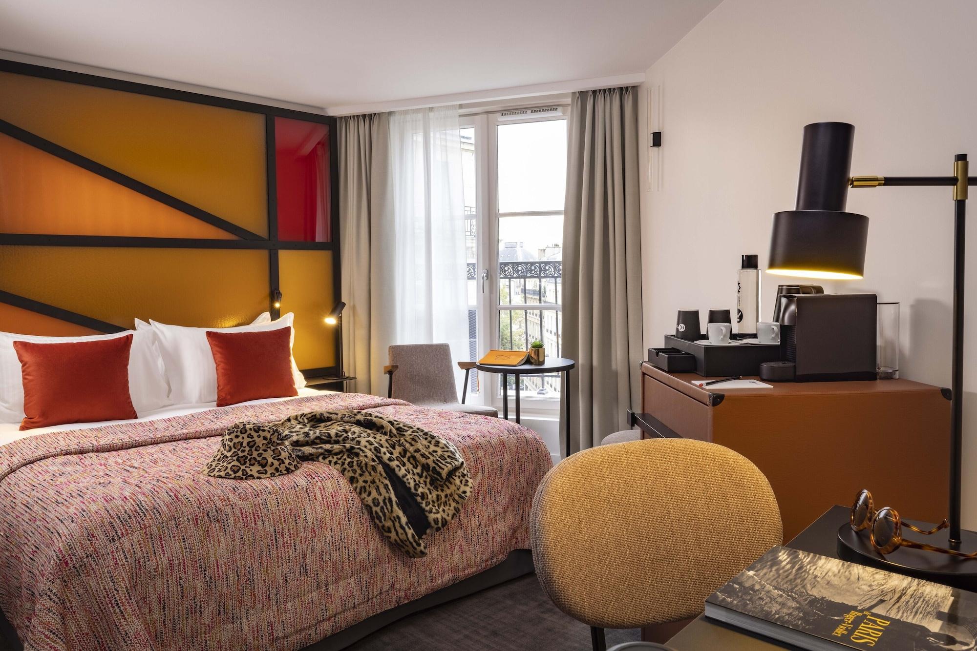 Hotel Le 12 4*