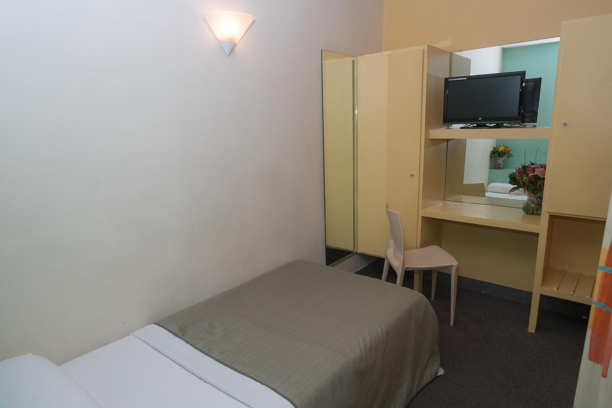 Hotel Trendy Canettes 3*