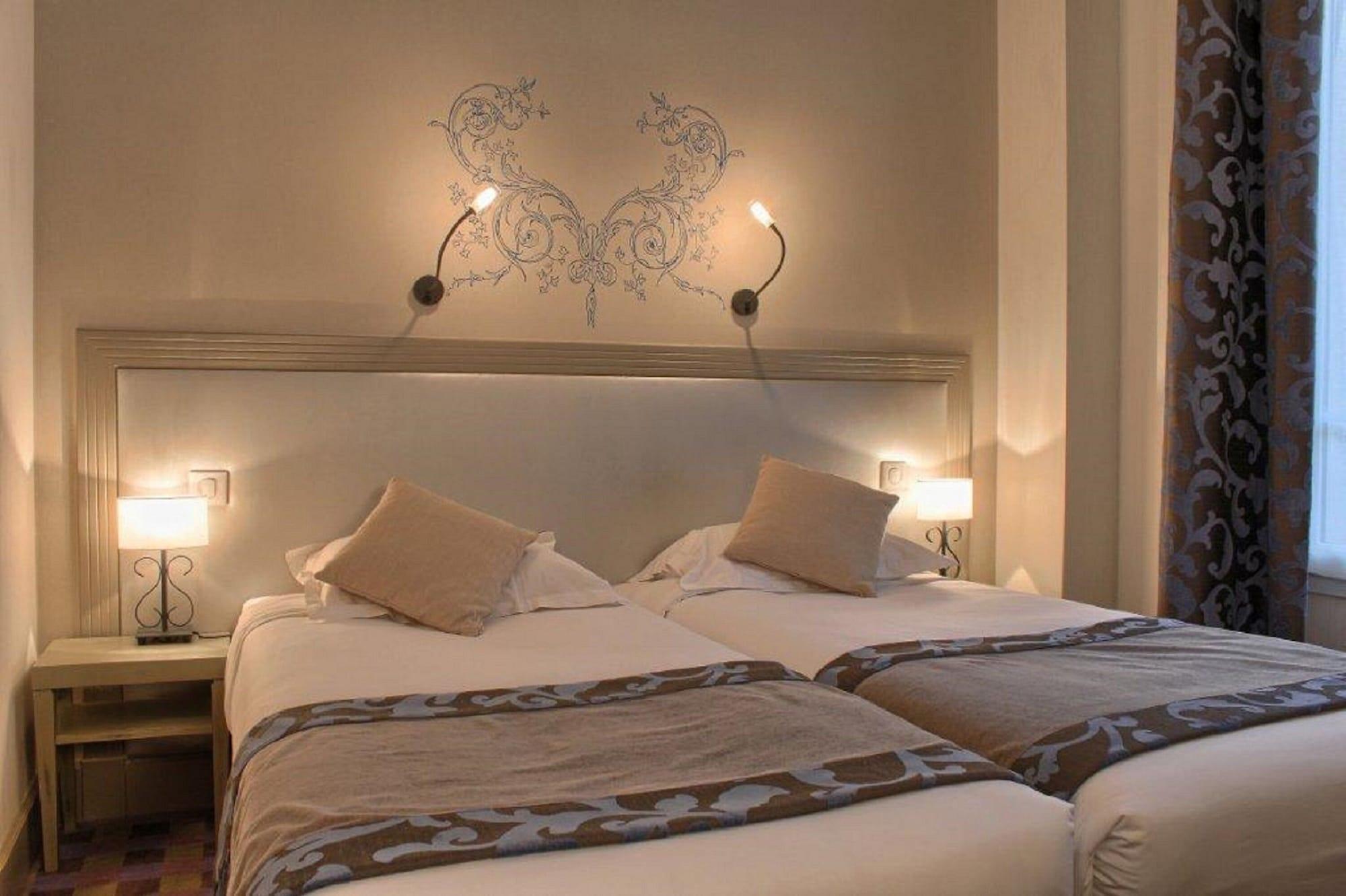Hotel Foch Paris