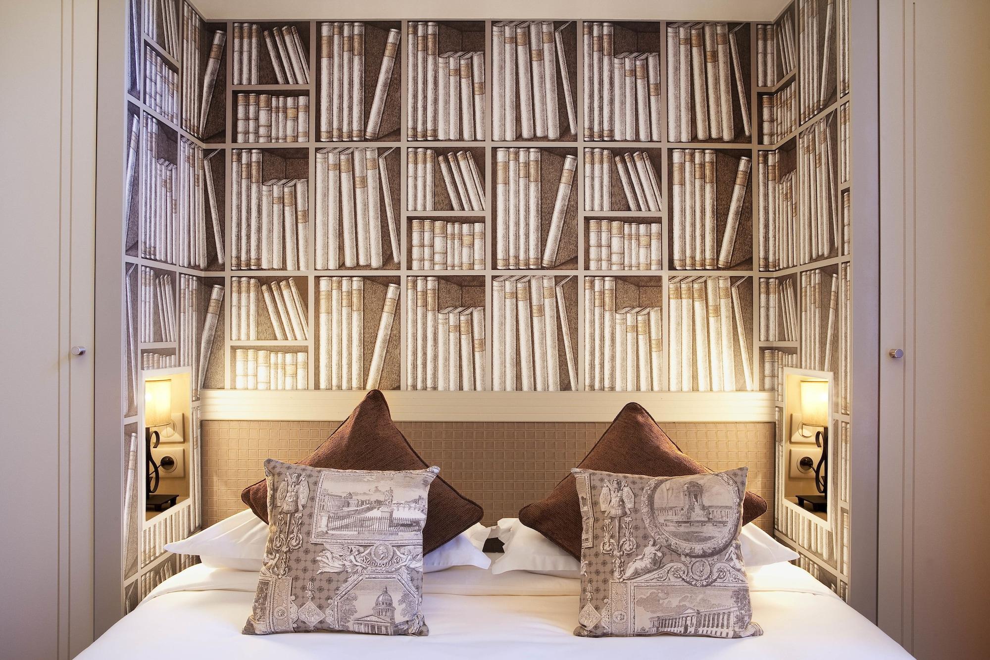 Hotel Foch 4*