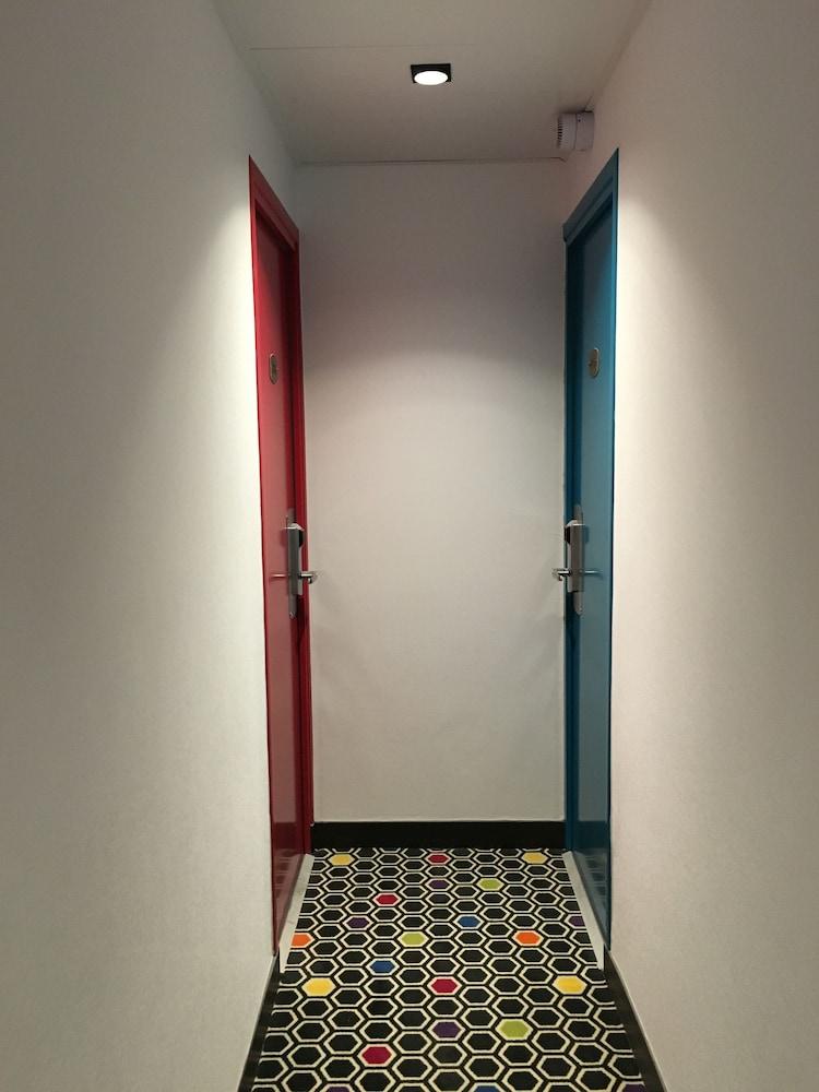 Hotel Vaugirard Parigi