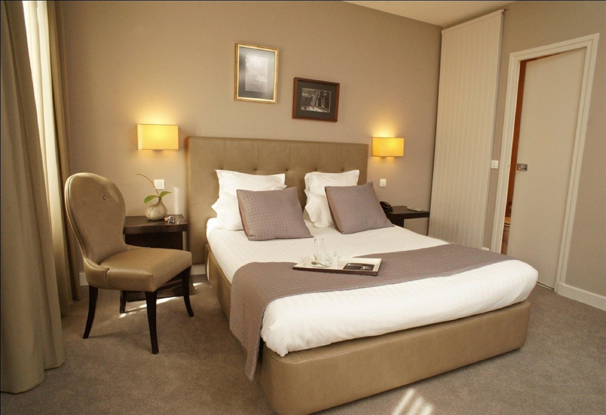 Hotel Sonder Le Frochot 3*