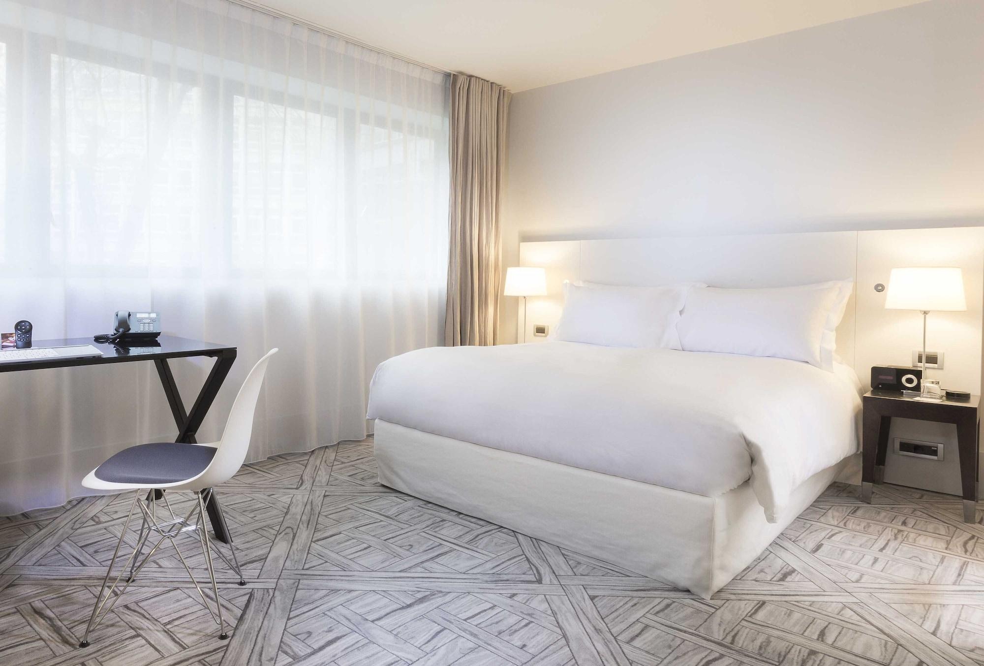 La Maison Champs Elysées Hotel Parigi