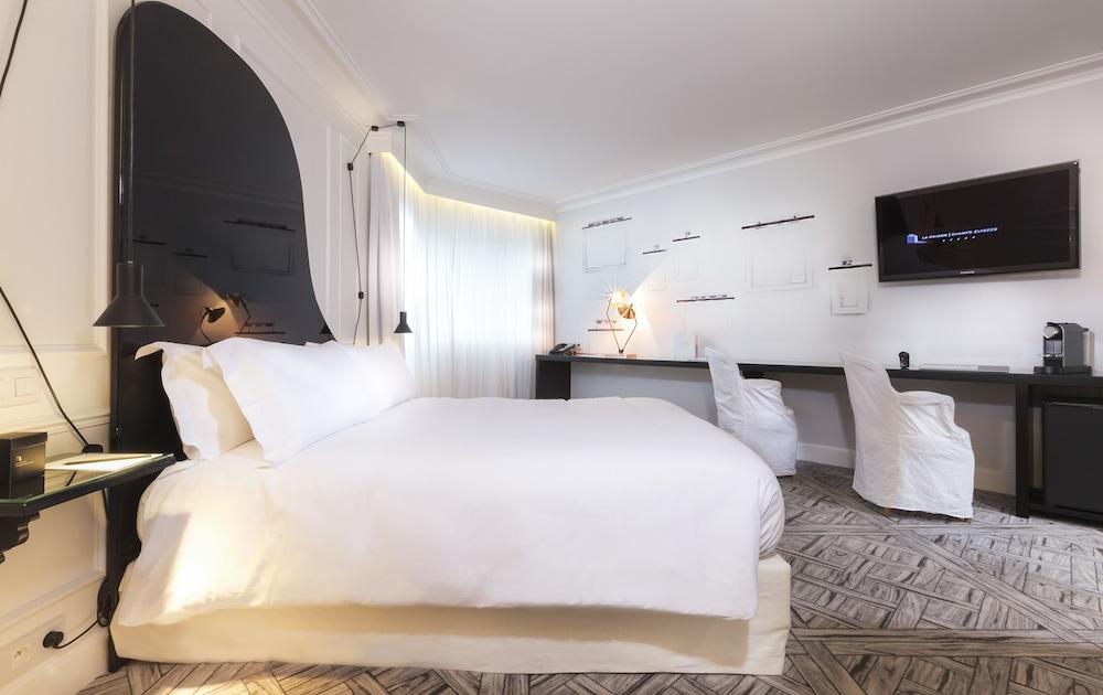 Hotel La Maison Champs Elysées 5*