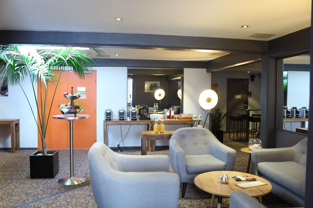 Mercure 15 Porte De Versailles Hotel