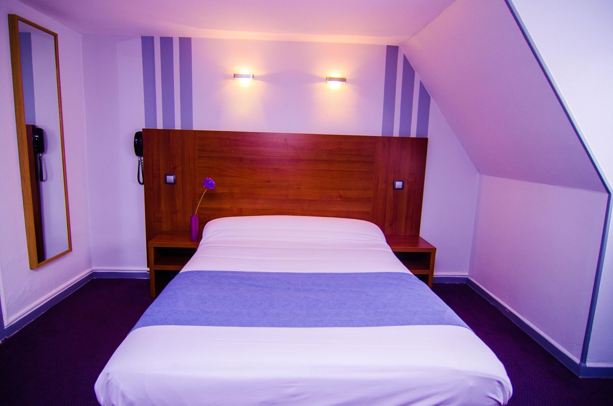 Bruxelles Hotel 2*