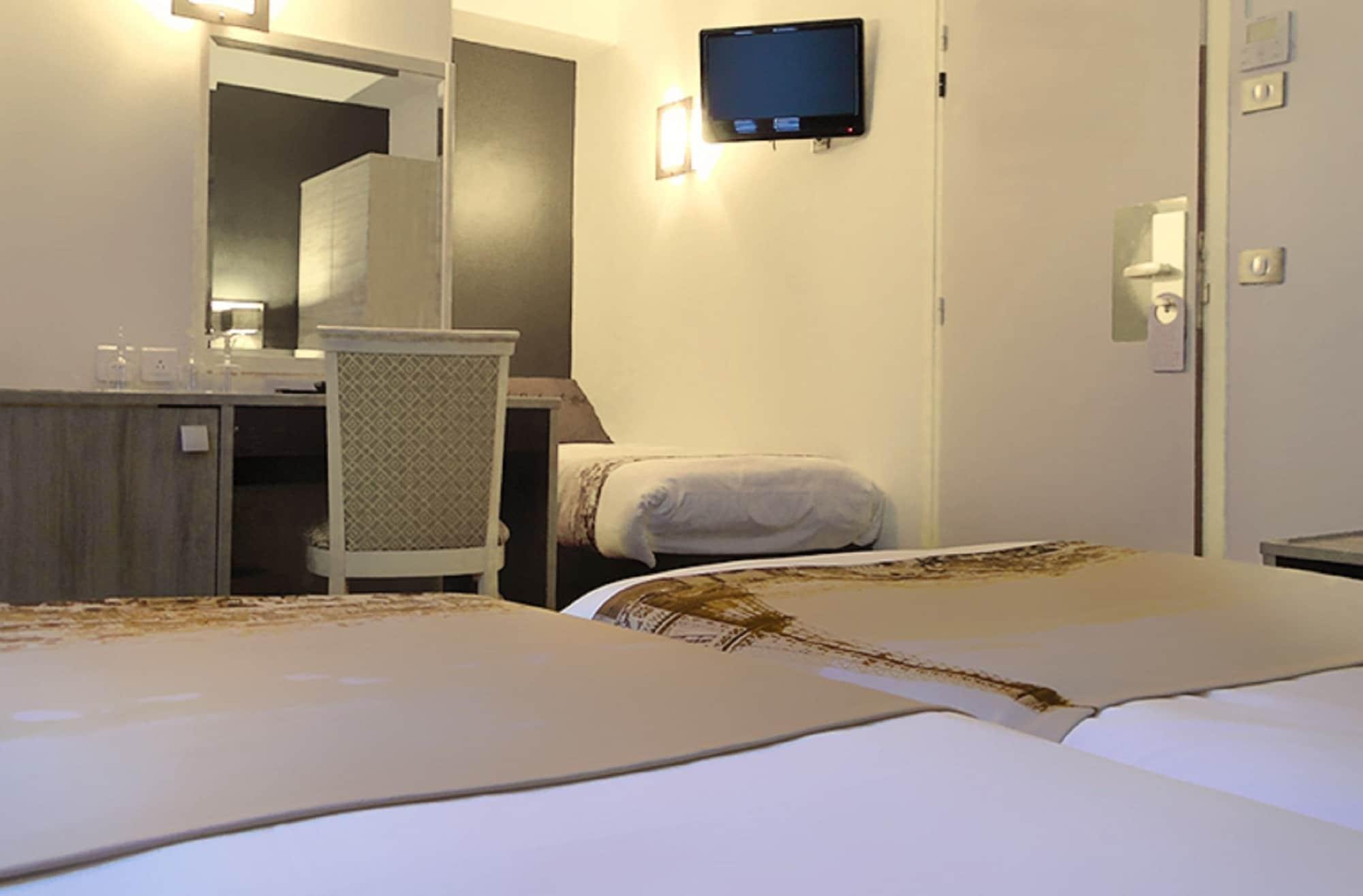 Hotel Derby Eiffel 3*