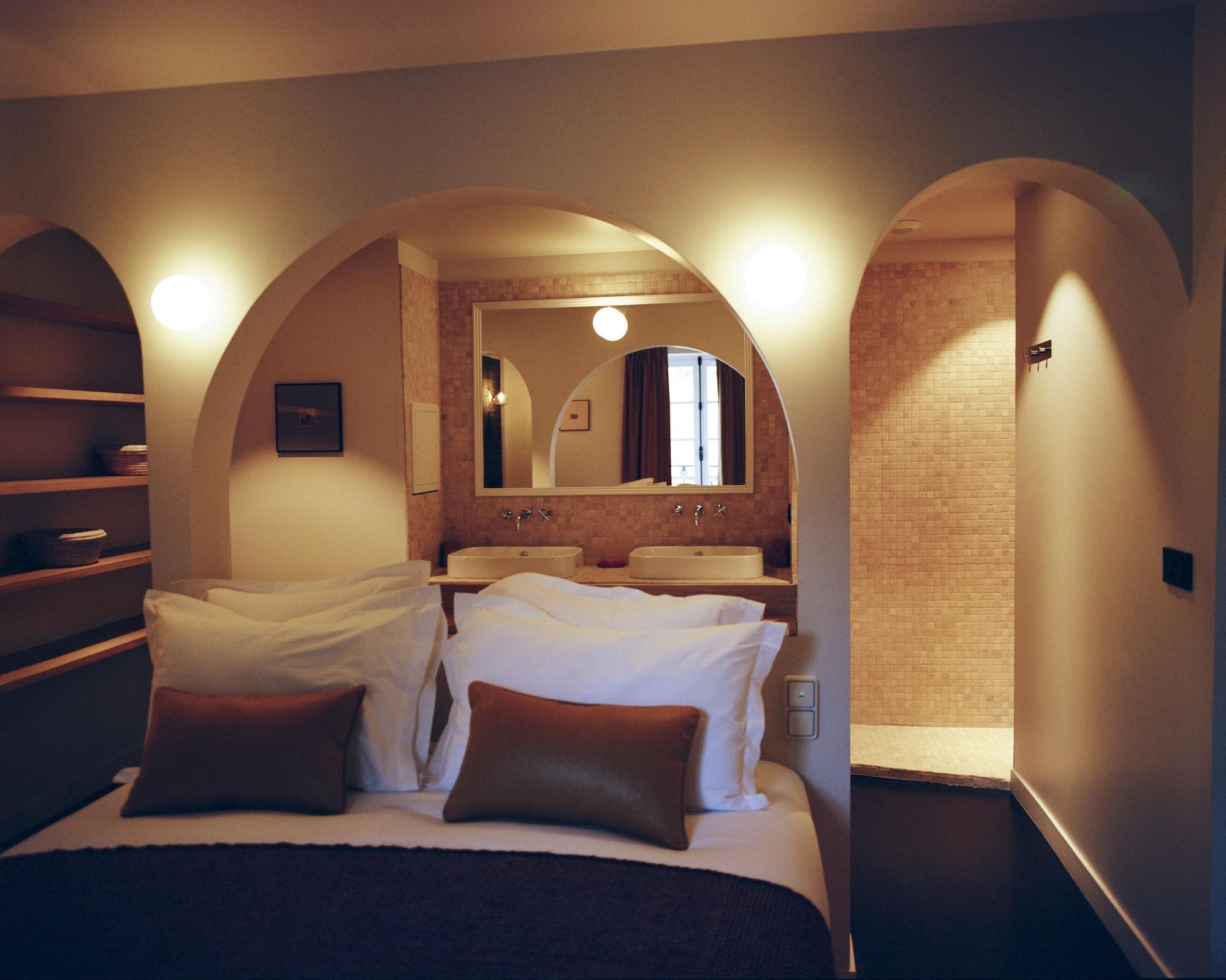 Hotel Habituel