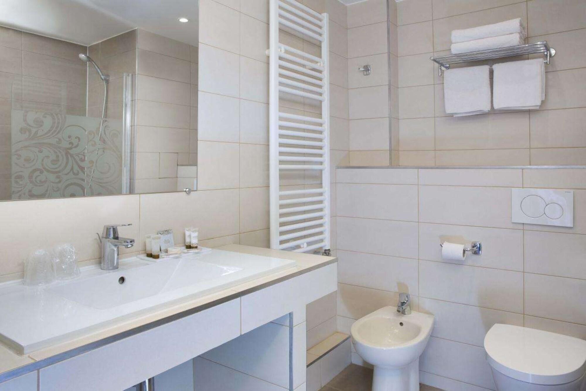 Hotel Le Compostelle Parigi