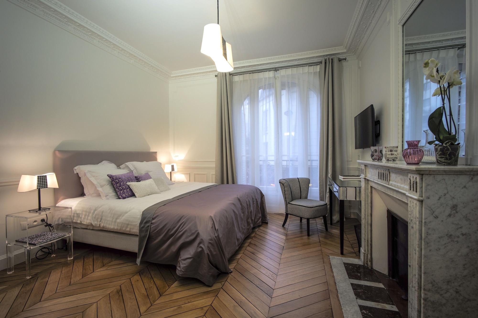 Relais12bis By Eiffel Tower Bed & Breakfast Parigi