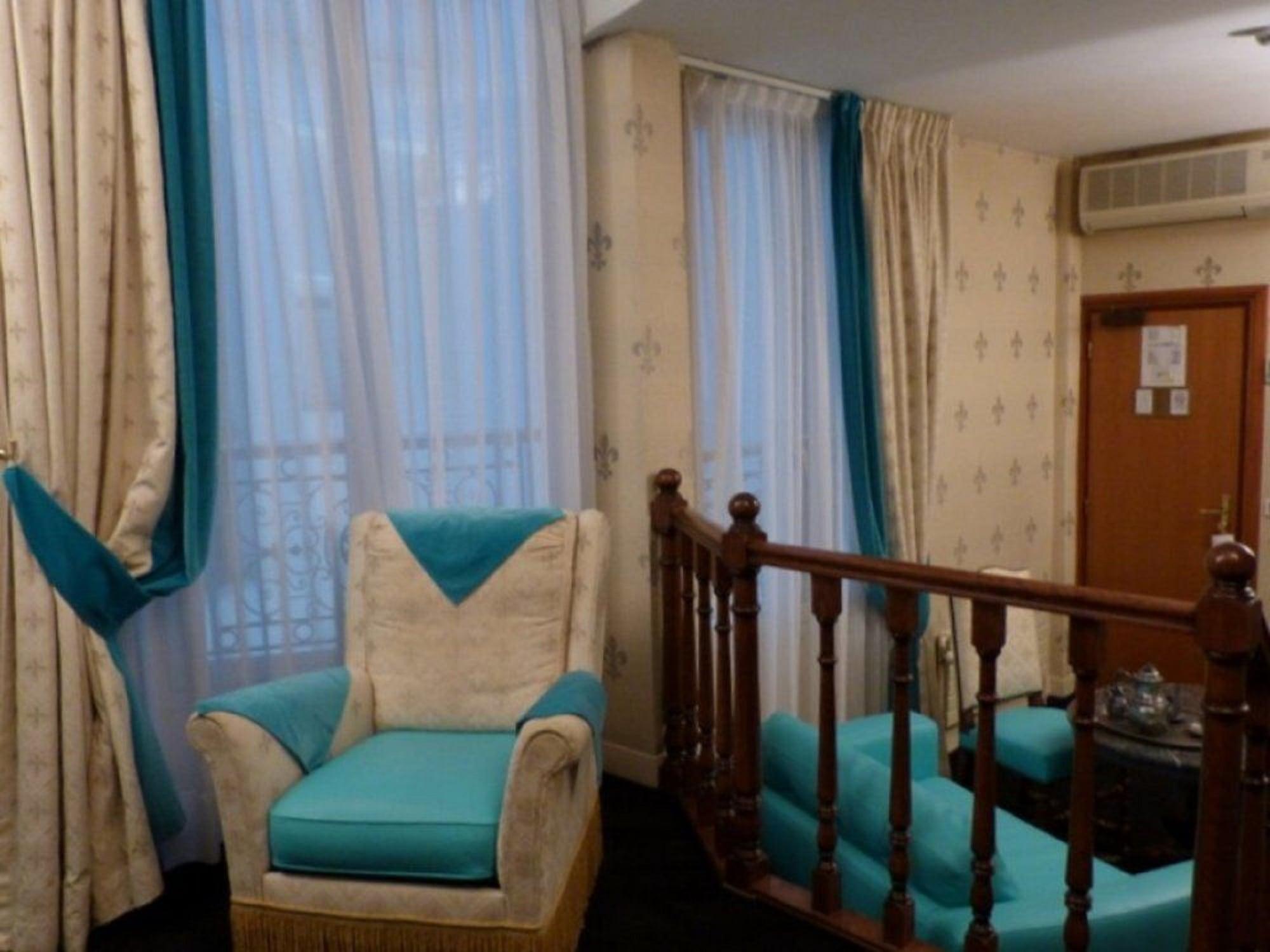 Grand Dechampaigne Hotel