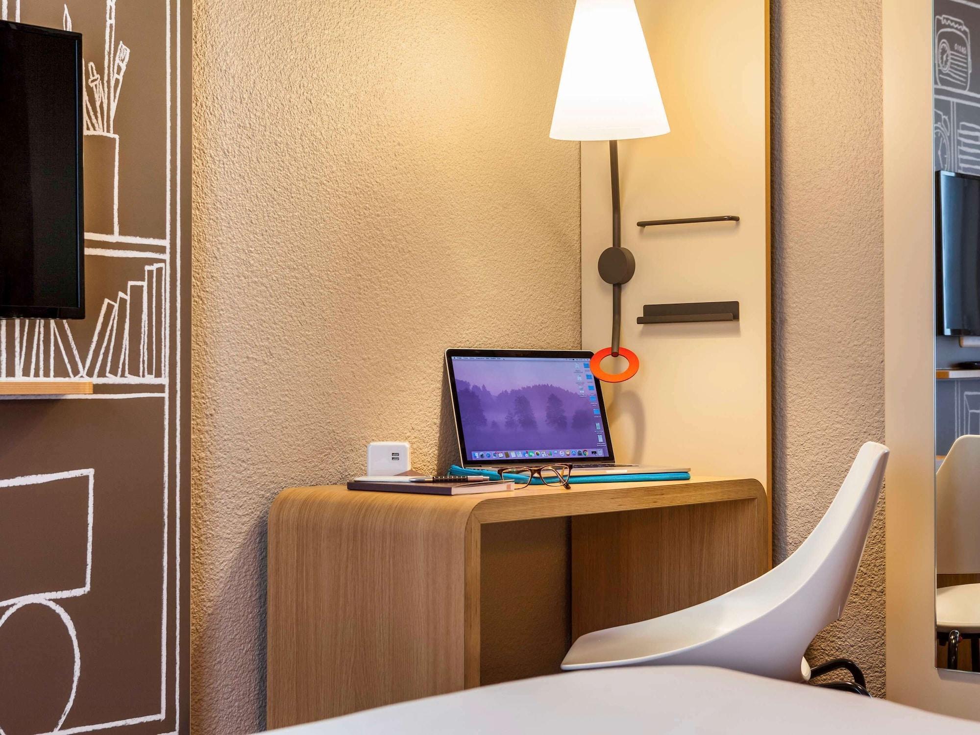 Ibis Gare De L'est Tgv Hotel