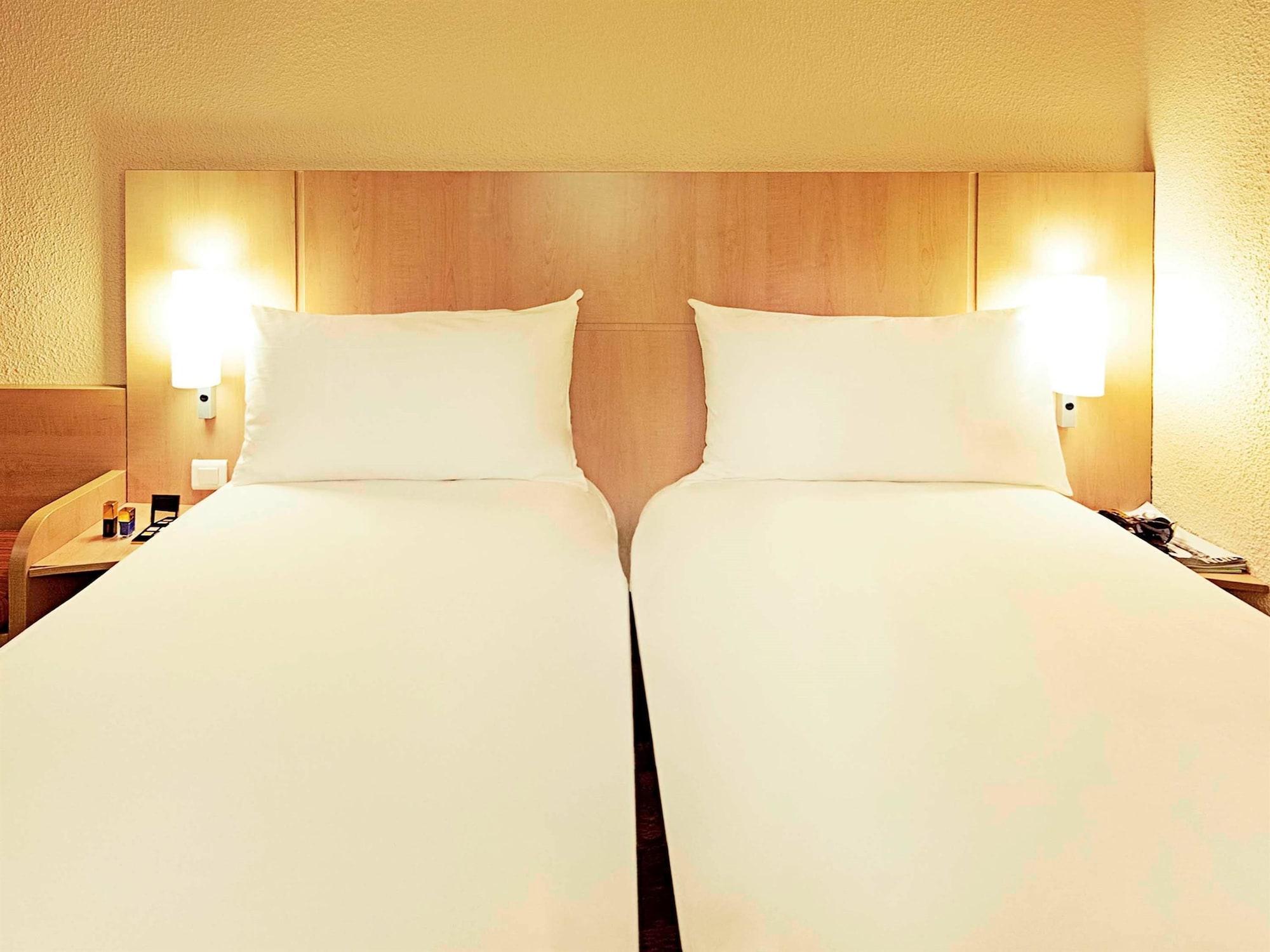 Ibis Canal Saint Martin 3* Parigi