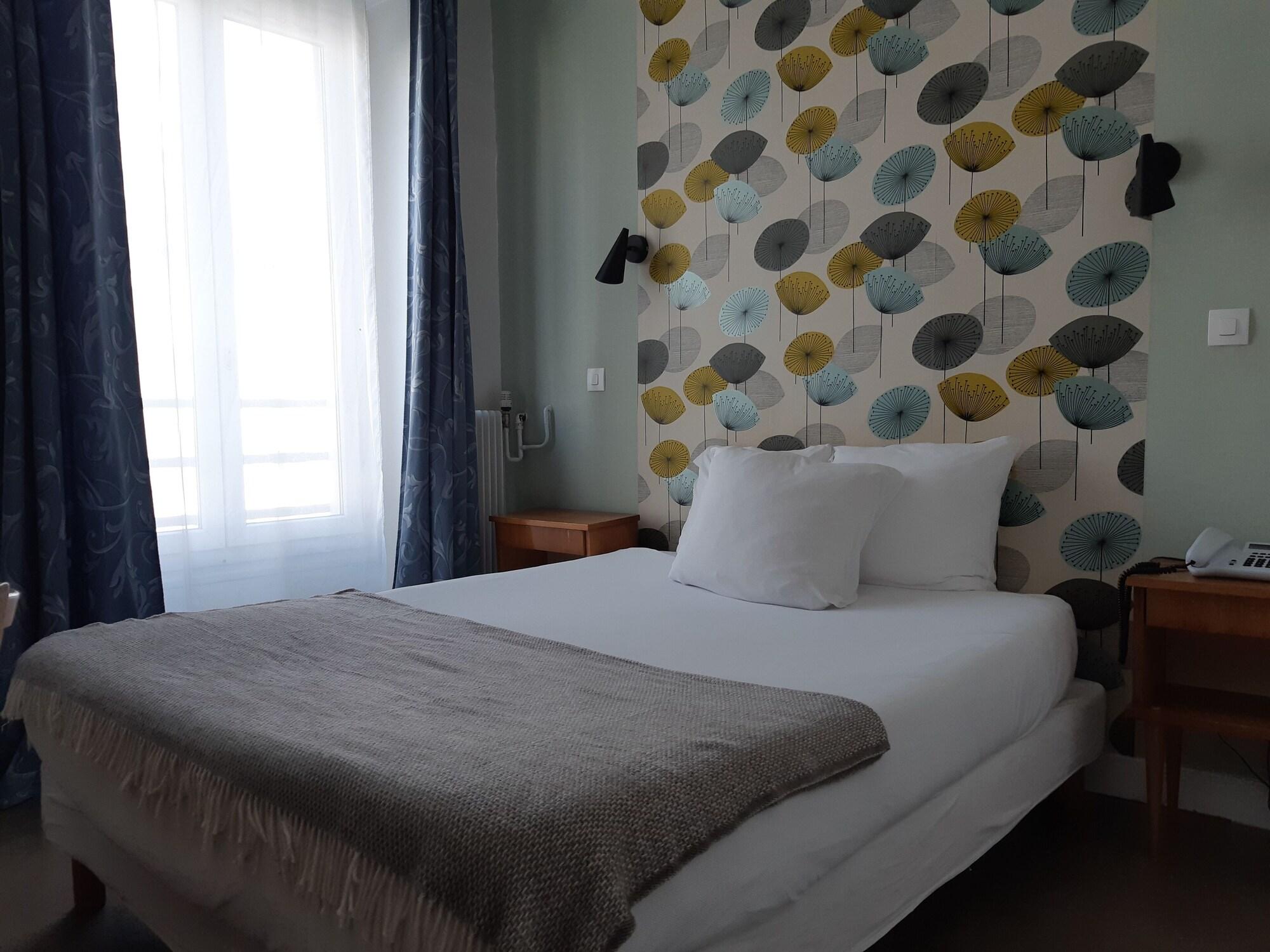 Zazie Hotel 2*