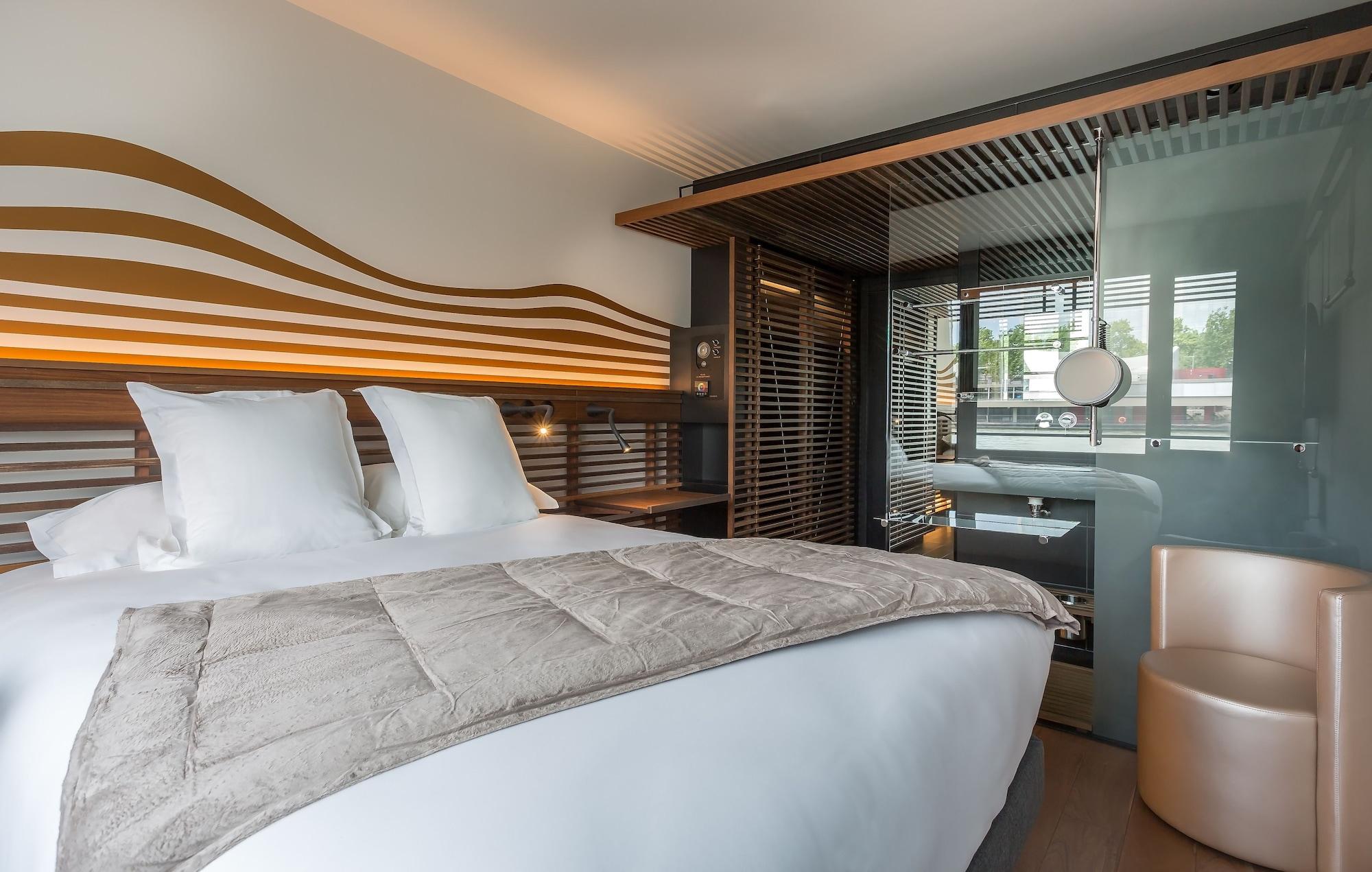 Off Seine 4* Parigi
