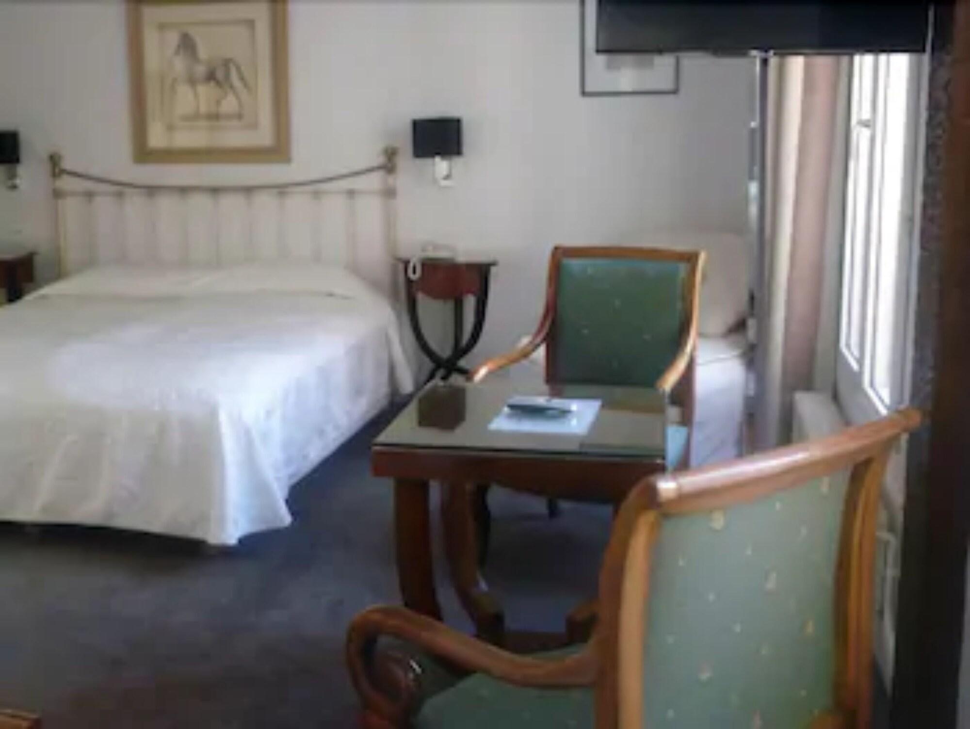 Atlantis Hotel