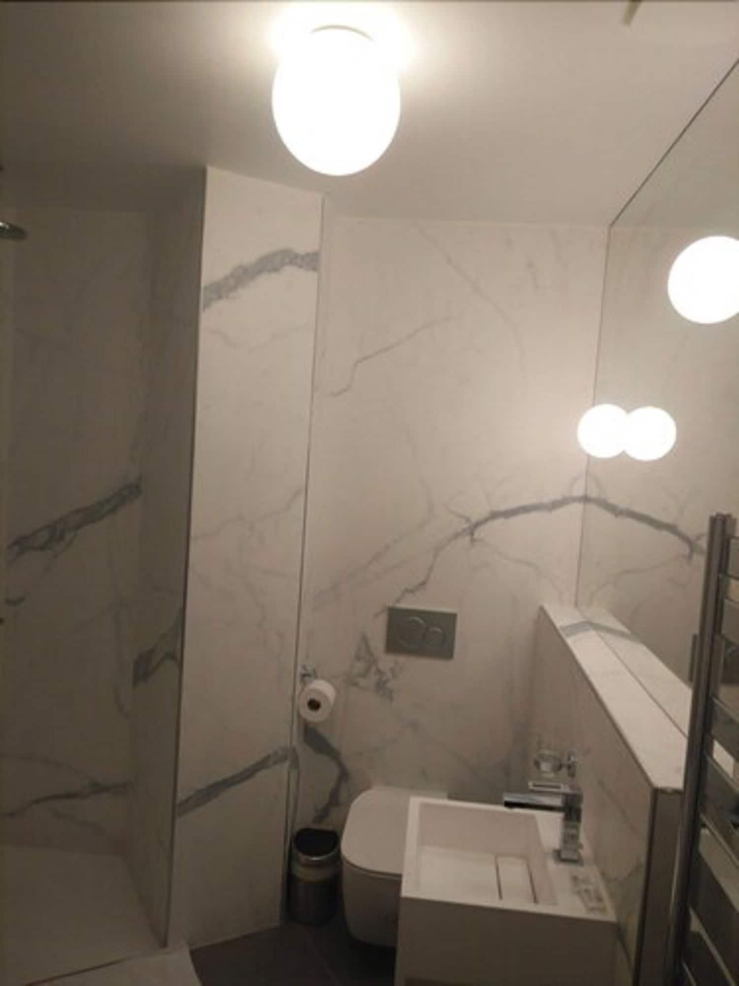 Hotel Ferney République *