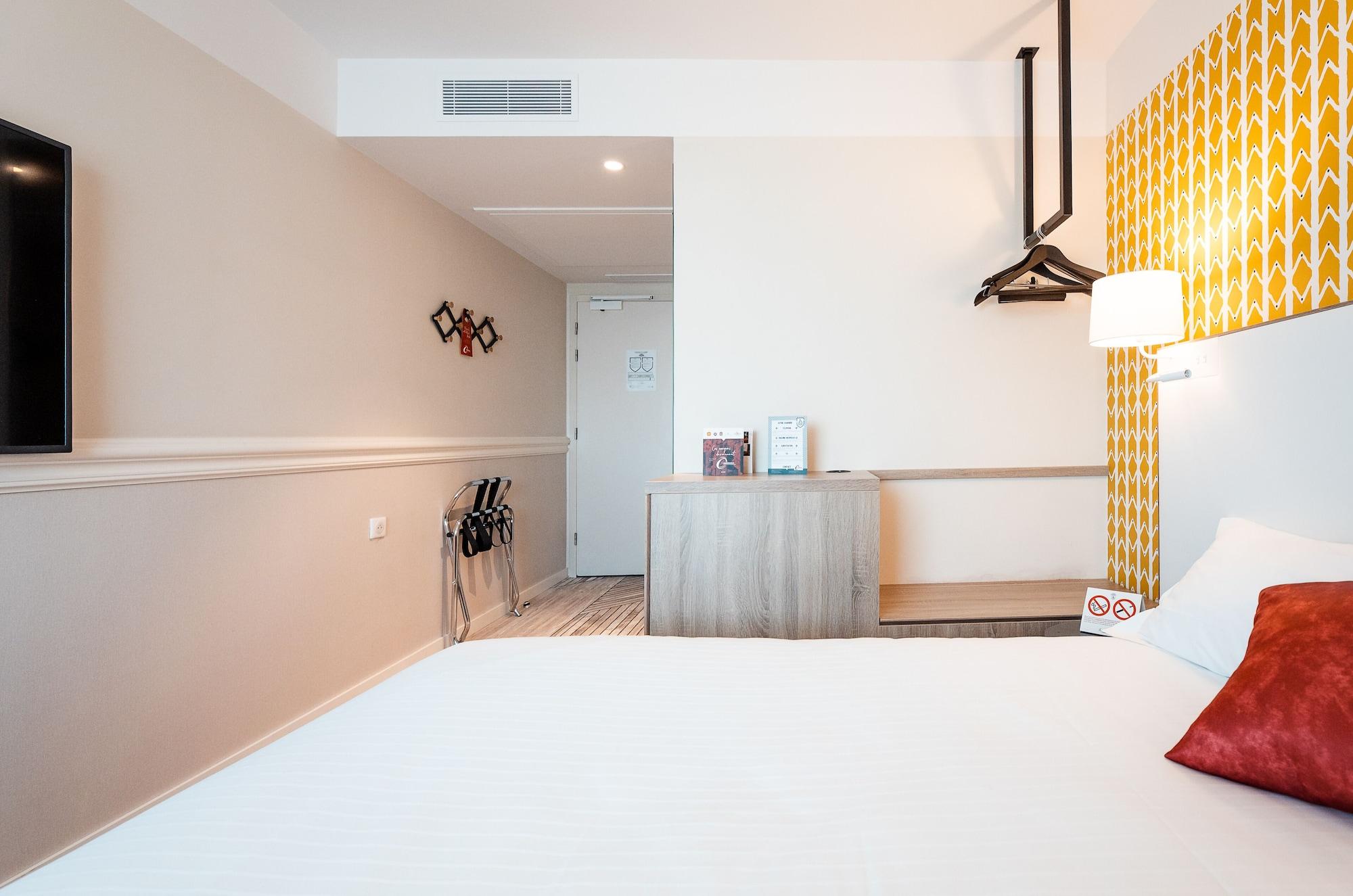 The Originals Boutique, Maison Montmartre Les Puces Hotel 4*